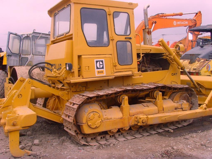 推土機進口清關公司