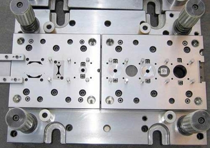 推薦一家模具進(jìn)口報關(guān)代理公司指導(dǎo)您進(jìn)口模具