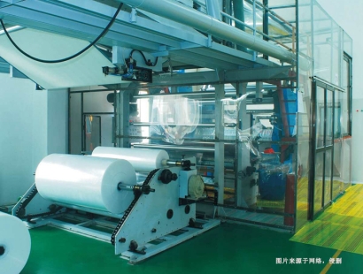 日本凝膠貼膏涂布裁切生產(chǎn)線設(shè)備進口報關(guān)到天津案例