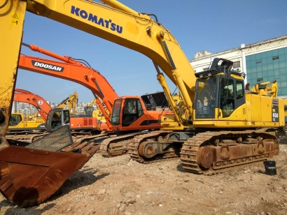 如何從國外進(jìn)口二手挖掘機(jī)